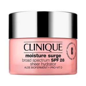 CLINIQUE
Moisture Surge™ Broad Spectrum SPF 28 Sheer Hydrator Moisturizer